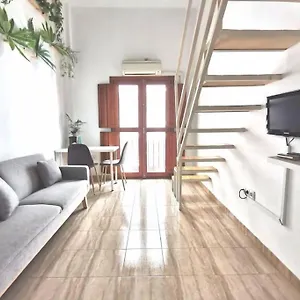 https://puerta-elvira-suites-centro-gran-va.es-andalucia.com